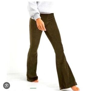 Aerie groove on flares